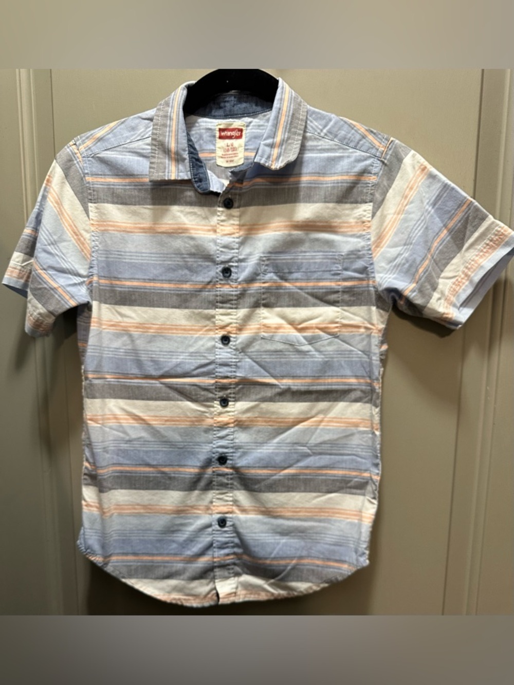 Wrangler Size L (10/12) Boys’ Striped Button Down Shirt EUC